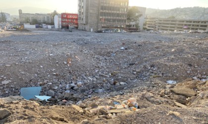 Kahramanmaraşta 85 iş yerinin bulunduğu handan geriye boş bir arazi kaldı