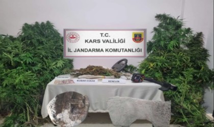 Kars jandarmasından zehir tacirlerine darbe