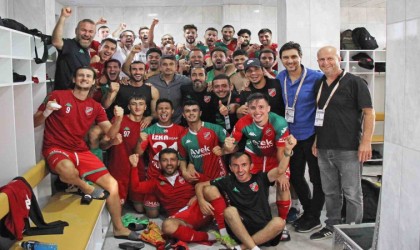 Karşıyakada keyifler yerinde