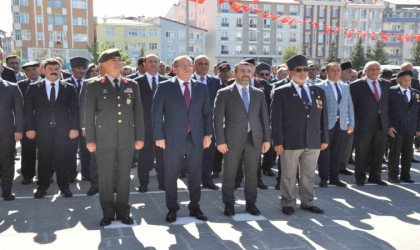 Karsta Gaziler Günü törenle kutlandı
