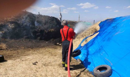Karsta ot yangını itfaiye ekiplerince söndürüldü