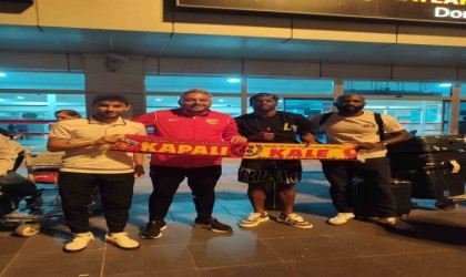 Kayserisporun yeni transfleri Kayseriye geldi