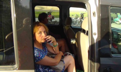 Korsan turist taşırken yakalandı, müşterisine Bugün yok, polis beni yakaladı, yapacak bir şey yok” dedi