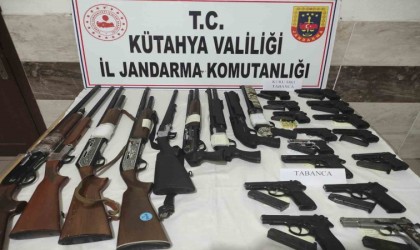 Kütahyada köydeki asker eğlencesinde cephanelik çıktı