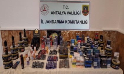 Manavgatta kaçak tütün ve elektronik sigara operasyonu