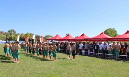 Osmanelinde tarihi panayır başladı
