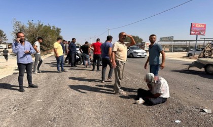 Otomobiller kafa kafaya çarpıştı: 4 yaralı