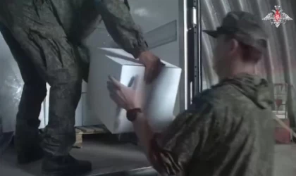 Rus barış güçleri, Hankendi’ye 50 ton insani yardım ulaştırdı