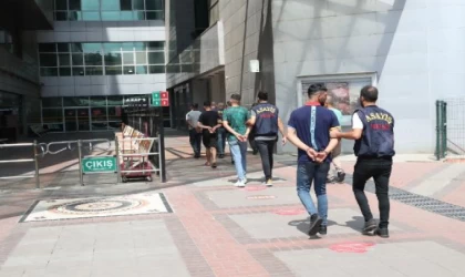 Tokat’ta dolandırıp, Mersin’e altın almaya geldiler