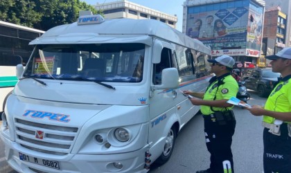 Trafik Polisinden uyarı: korna çalmak trafiği açmaz