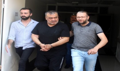 Ünlü sanatçı Metin Işık ve oğlu hakim karşısında