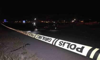 Yolcu indiren araca kamyon çarptı: Kasadan savrulan 2 kişi öldü, 8 kişi yaralandı