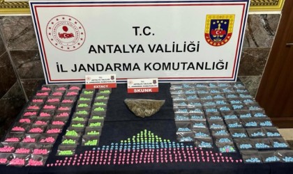 Zehir tacirine jandarma izin vermedi