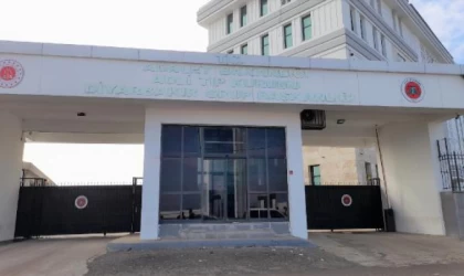 15 yaşındaki çocuk, uyuyan babasını başından vurarak öldürdü