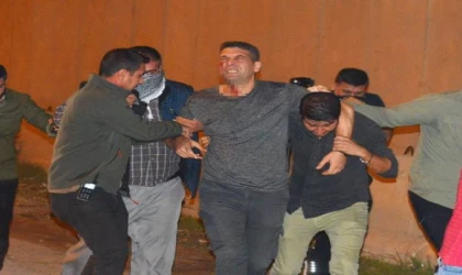 Adana’da ABD Konsolosluğu önünde İsrail protestosu: 2 polis yaralandı