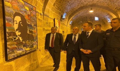 Afşinde 1. Akdeniz Bienali ile depremin izleri kültür sanatla siliniyor