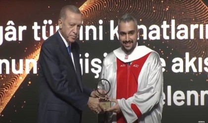 AGÜ Öğretim Üyesi Dr. Kocaya YÖKten Üstün Başarı Ödülü