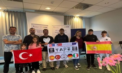 Altınkent Ortaokulu ekibi Almanyada proje eğitimini tamamladı