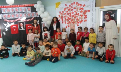 Anaokulu Öğrencilerinden Cumhuriyetin 100. yıl etkinliği
