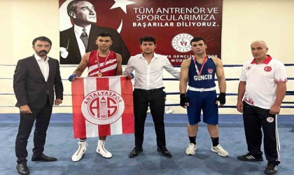 Antalyasporlu boksör Muhammet Ali, Antalya şampiyonu oldu