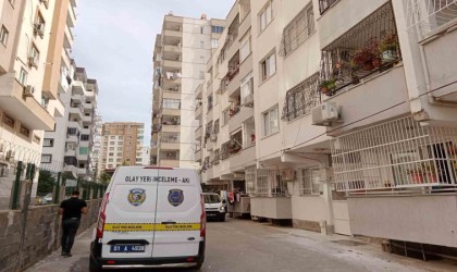 Araba tartışması nedeniyle emekli astsubay çocuklarının yanında karısını öldürdü