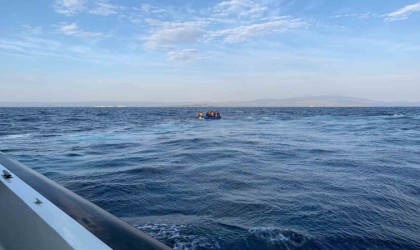 Ayvalık açıklarında 21 düzensiz göçmen yakalandı
