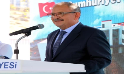 Bakan Özhaseki: Okullarımızda 3 milyon 700 bin kitabı öğrencilerimize bedava veriyoruz