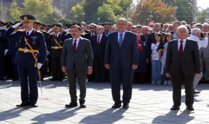 Bakan Özhaseki: Okullarımızda 3 milyon 700 bin kitabı öğrencilerimize bedava veriyoruz (2)