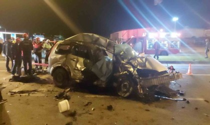 Bariyeri geçip karşı şeride geçti: 1 ölü, 2 yaralı