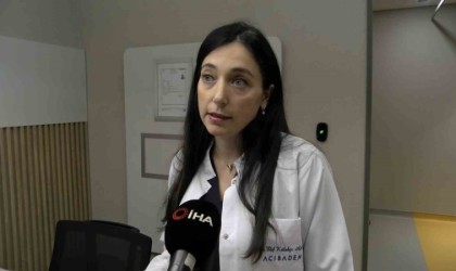 Bilek şişliği olan anne adaylarına uyarılar: “Gebelikte ayak bileklerinin şişmesi normal”