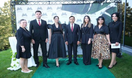 Bu proje hem doğayla iç içe hem de şehir merkezine dakikalarca uzaklıkta