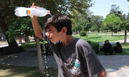 Bu şehirde havalar soğumuyor, termometreler 36 dereceyi gösterdi