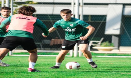 Bursasporda çalışmalar devam ediyor