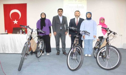 Camiler ve Din Görevlileri haftasında konferans