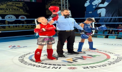 Canikli sporcular dünya şampiyonasında zirveye koşuyor