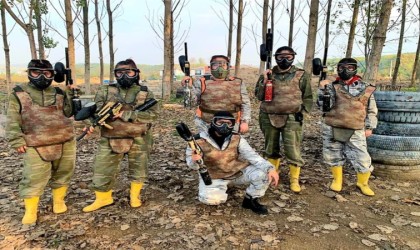 Çocuklar paintball oynadı gokarta bindi
