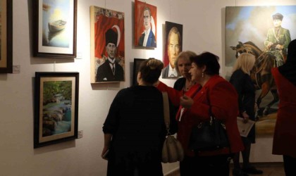 Cumhuriyet ve Biz sergisi sanatseverlerin beğenisine sunuldu