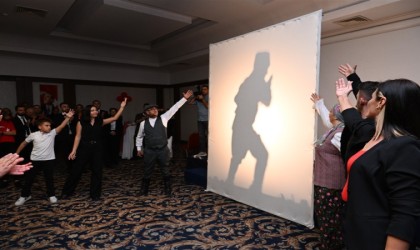 Cumhuriyetin 100. yılında Vali Enver Ünlü ve Eşi Sema Ünlü ev sahipliğinde kabul töreni düzenlendi