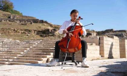 Düzcede sanatın kalbi Konuralpte atıyor