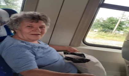 Edirne’de annesini öldürüp, 15 saat başında bekledi