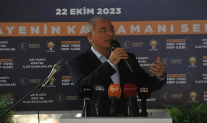 Efkan Ala: Gazze’de bombalanan insanlıktır