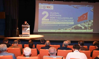 ‘Eğitimde Yeni Yaklaşımlar Öğrenci Kongresinin açılışı gerçekleştirildi