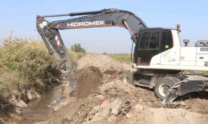 Emirhacılıda taşkınlara karşı önlem