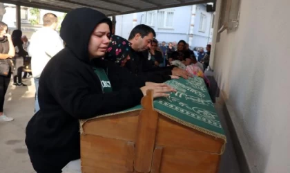 Evde fenalaşan 3 yaşındaki Ilgaz, kaldırıldığı hastanede hayatını kaybetti