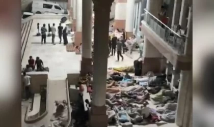 Gazze’de Al-Quds hastanesinin çevresi bombalanıyor