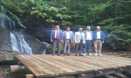 Gediz Karapınar Şelalesine seyir terası