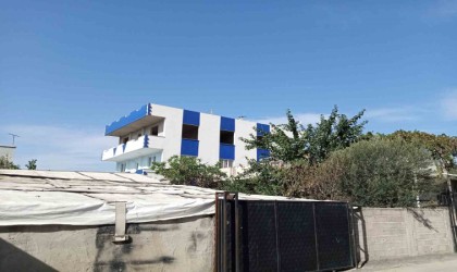 Genç kadın evde ölü bulundu, kocasının öldürdüğü değerlendiriliyor