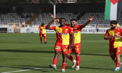 Göztepede Mamah çıkışa geçti