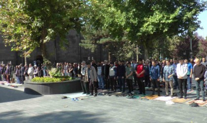 Hayatını kaybeden Filistinliler için Kayseride ‘gıyabi cenaze namazı kılındı