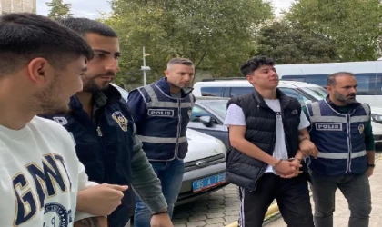 Husumetlisini bıçaklayan şüpheli ile yanındaki 2 arkadaşı tutuklandı